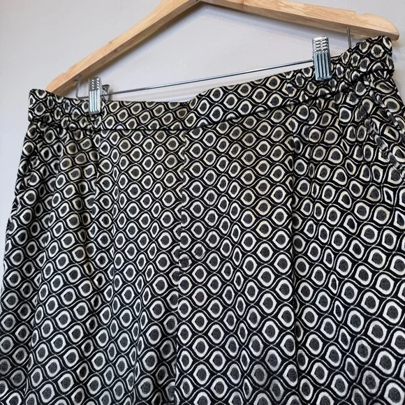 Anthro | Metallic Geo Pattern Larkin Jacquard Tapered Trousers Pants - Picture 5 of 13